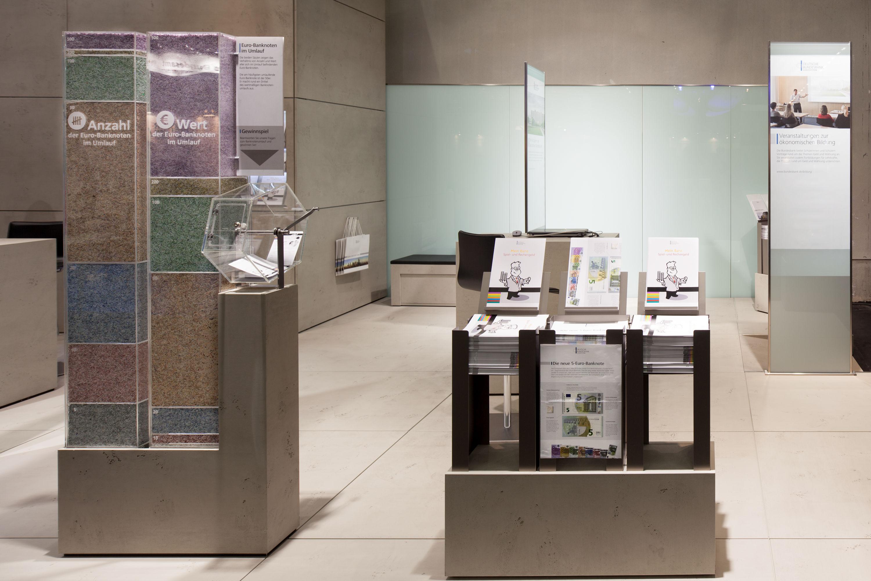 Photo shows the Information stand of the Bundesbank