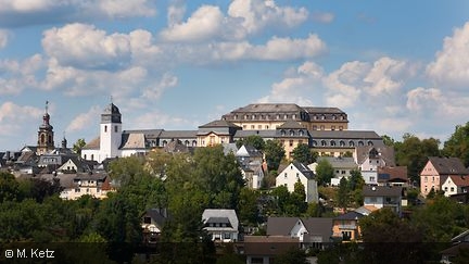 Hachenburg mit dem Schloss der Hochschule